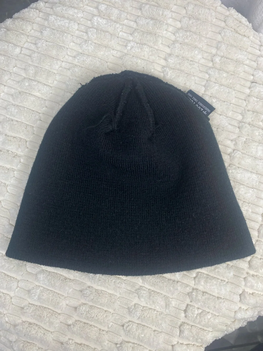 Zoo York Skatewear Black Knit Beanie Hat Silver Embroidered Text Logo Cap OSFM